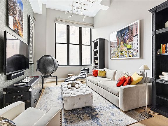 2nd image of 421 Hudson St APT 418