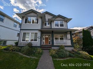 36522 Lester Pearson Way, Abbotsford, BC V3G3C5