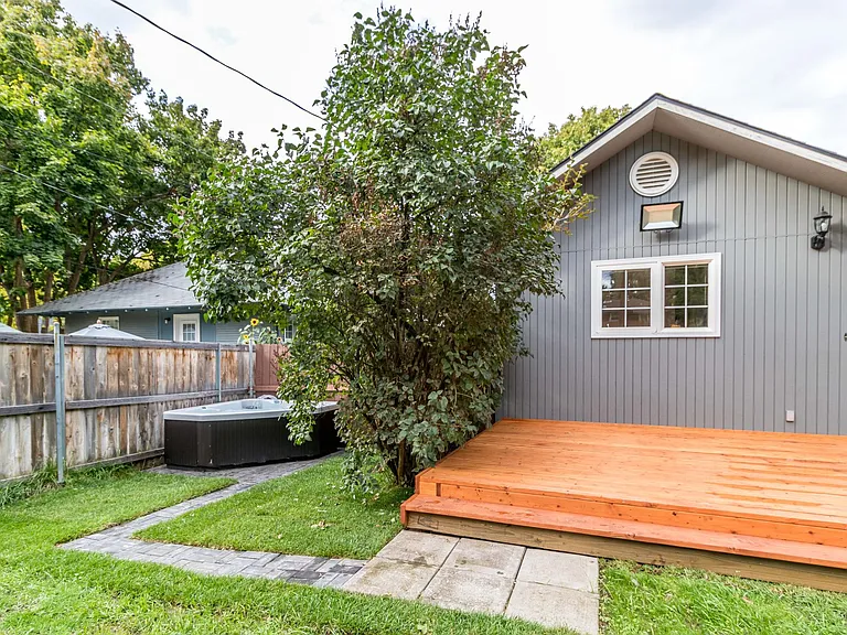 424 E 23rd Ave — Photo 30