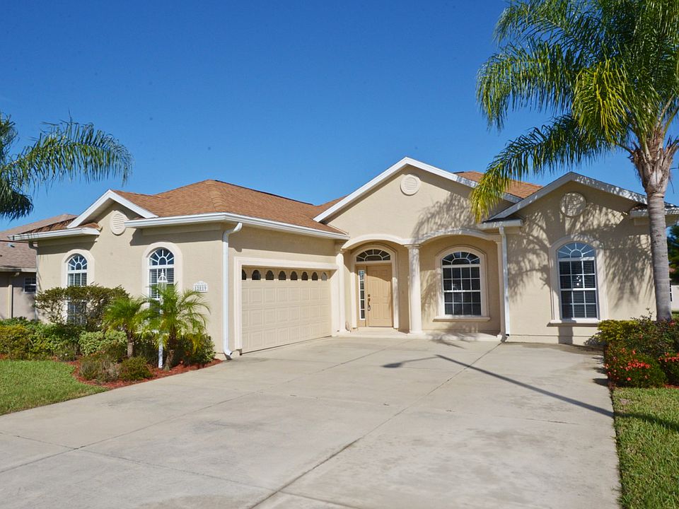 Gorgeous Dogwood Model!