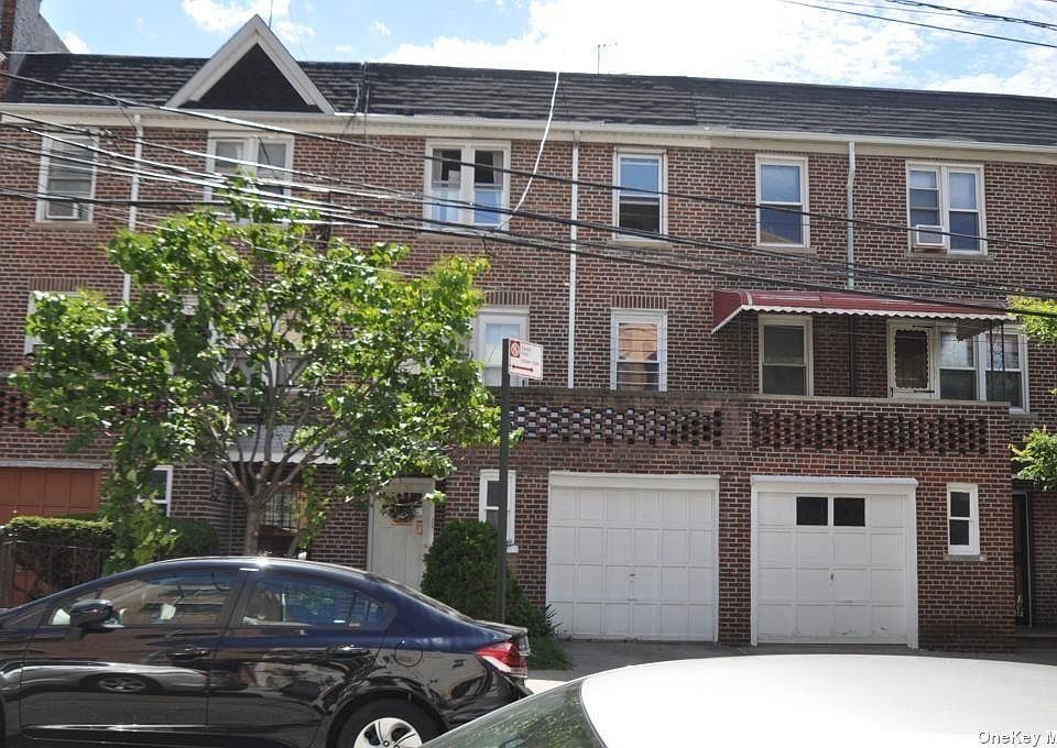1st image of 2645 28th St