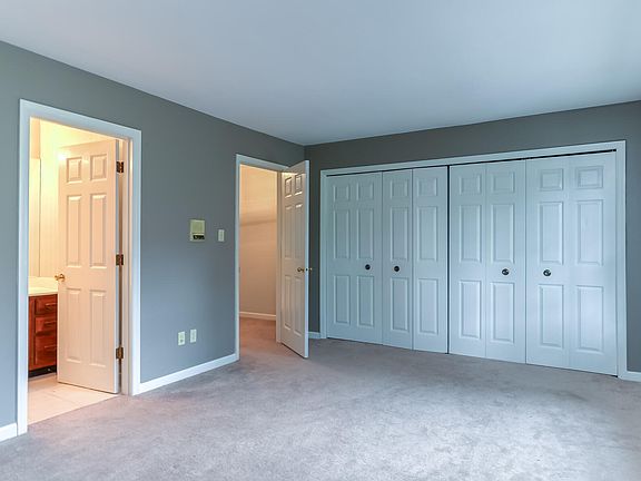 4th image of 541 W Short St APT 3