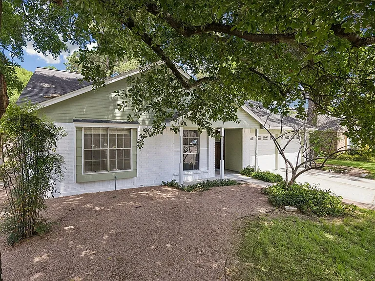 9214 Grandview Park Dr — Photo 3