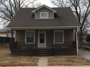 1728 Clawson St, Alton, IL 62002