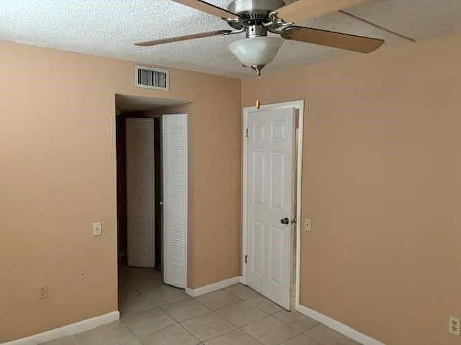 9401 Lime Bay Blvd #305 — Photo 18