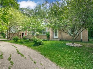 5415 W Pauling Rd, Monee, IL 60449