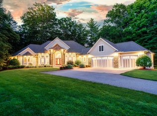 3057 58th St, Fennville, MI 49408