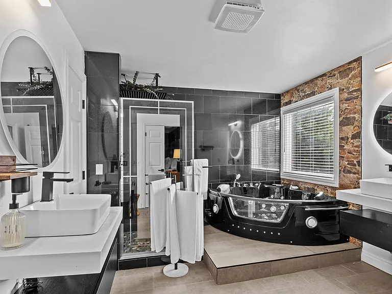Master Bath