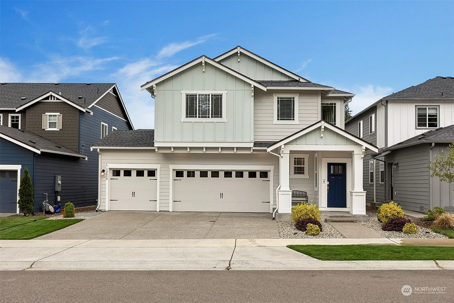 12850 192nd Place E photo 1