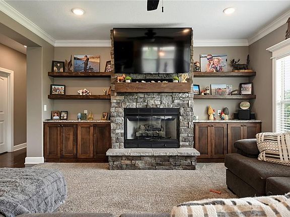 2nd image of 22614 Surrey Ln