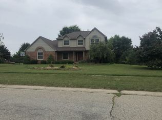 11016 Pembrooke Cir, South Lyon, MI