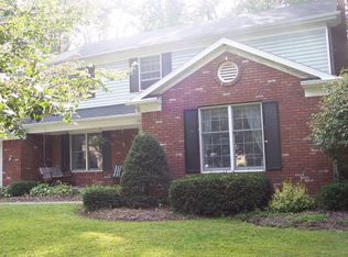 1320 Mulberry Ln, Fairview, PA 16415