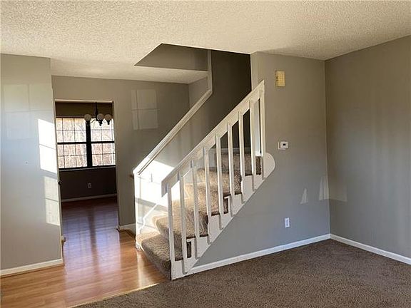 4th image of 7100 N Orchard Ct