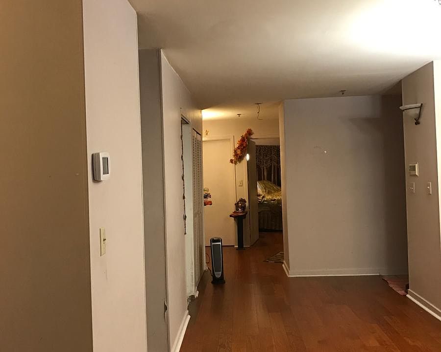 1st image of 5201 Le Parc Dr APT 1