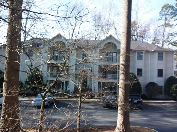 3rd image of 5934 W Friendly Ave #1-2