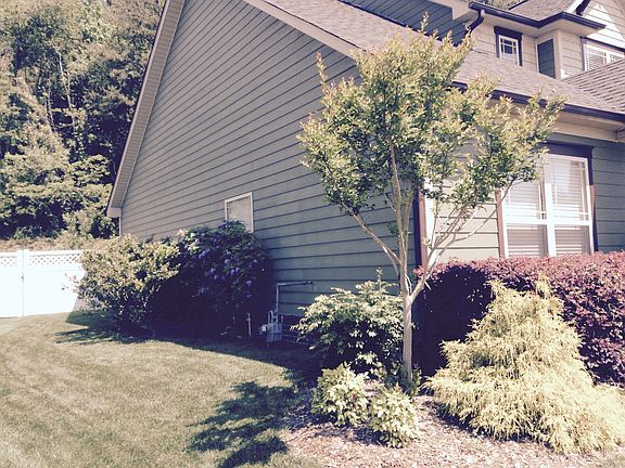 2nd image of 3901 Hearthstone Cir