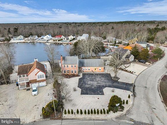 3rd image of 84 Jennings Rd