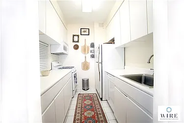 Sold by WIRE International Realty