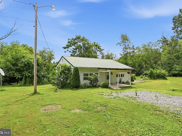 12106 Divide Ridge Rd NE — Photo 33