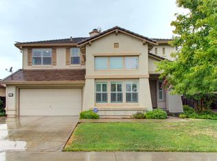 9736 Roedell Ct, Elk Grove, CA 95624