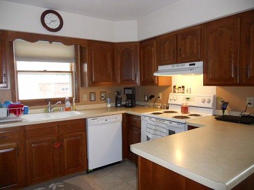3rd image of 2603 Glendale Ave