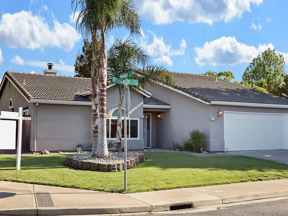 1st image of 2598 Naturewood Dr
