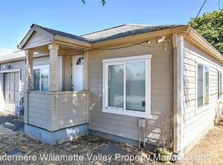 677 W Vine St, Lebanon, OR 97355
