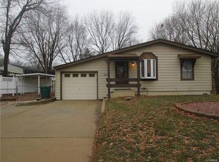 2605 Zumbehl Rd, Saint Charles, MO 63301