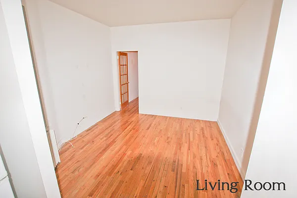 Rented by Jonis Realty | media 12