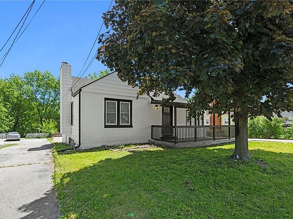 3rd image of 2317 S Maywood Ave