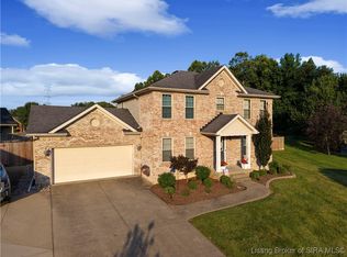 2005 Silver St, Sellersburg, IN 47172