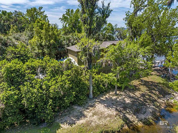 4th image of 805 Captain O'Neal Dr