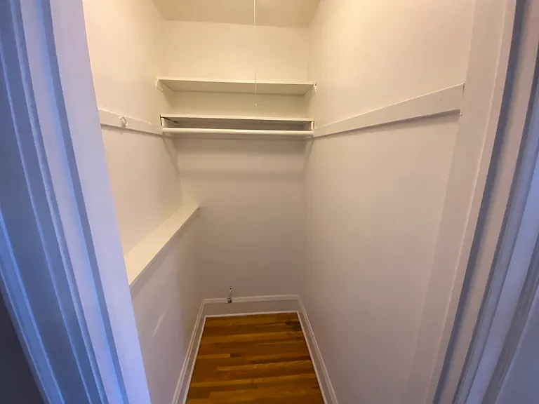 Stevens Square Apartments — Photo 72