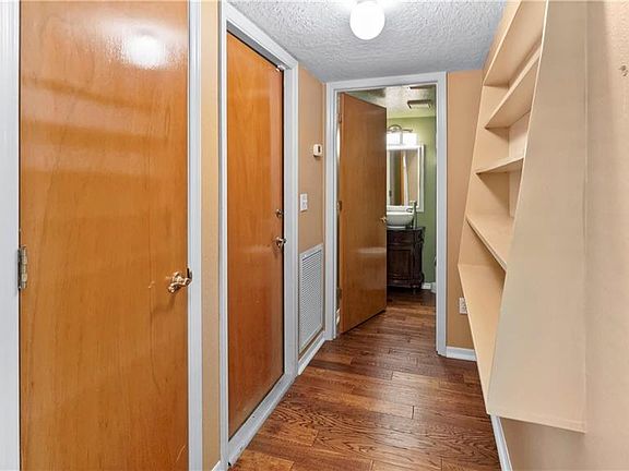 5th image of 5202 Mystic Point Ct