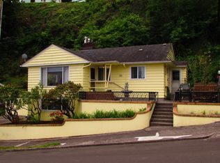 391 Commercial St, Astoria, OR 97103