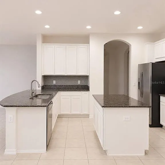 12061 Lidflower St — Photo 8