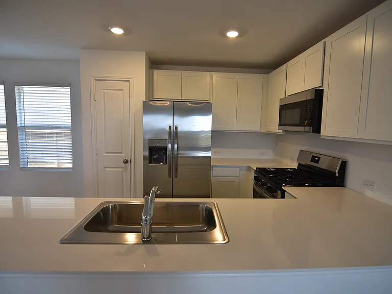 397 Keefer Ln — Photo 9