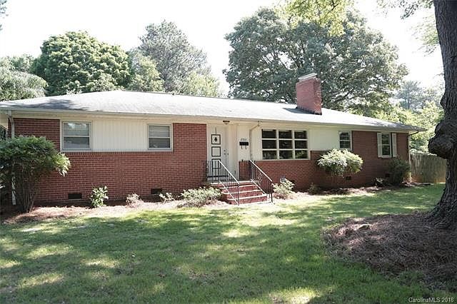 1st image of 2702 Armstrong Park Dr