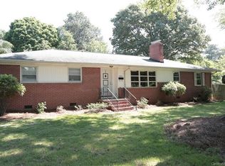 2702 Armstrong Park Dr, Gastonia, NC 28054