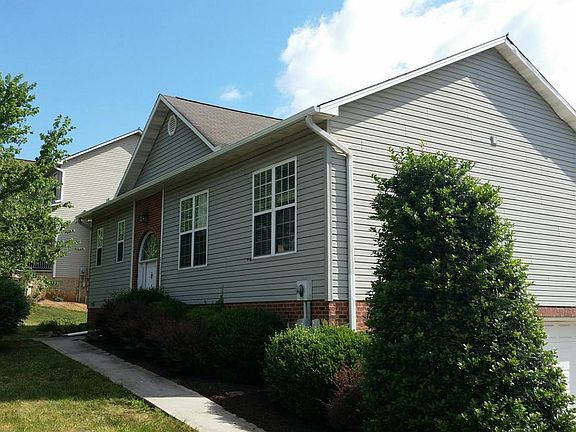 4th image of 6735 Creekhead Dr