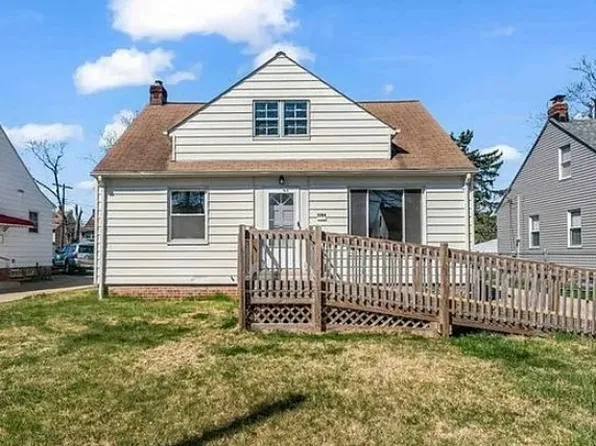 5184 Catherine St, Maple Heights, OH 44137