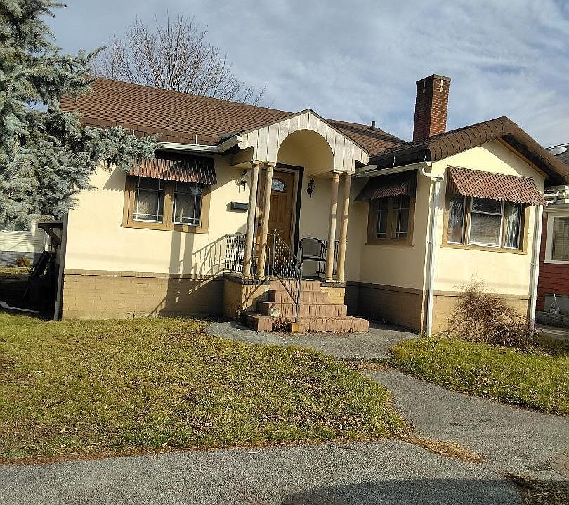 1st image of 201 E Southey Ave
