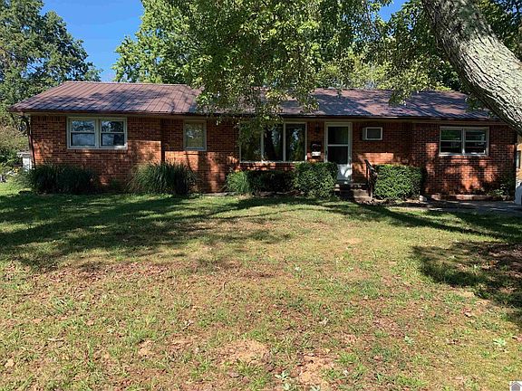 2nd image of 1606 Sunset Dr