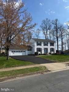4515 Silas Hutchinson Dr, Chantilly, VA, 20151