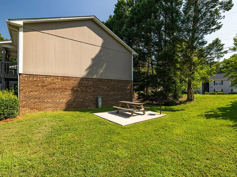 Millbrook Apartments — Photo 10