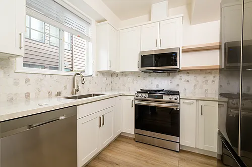 10547 Midvale Ave N #D Photo 1