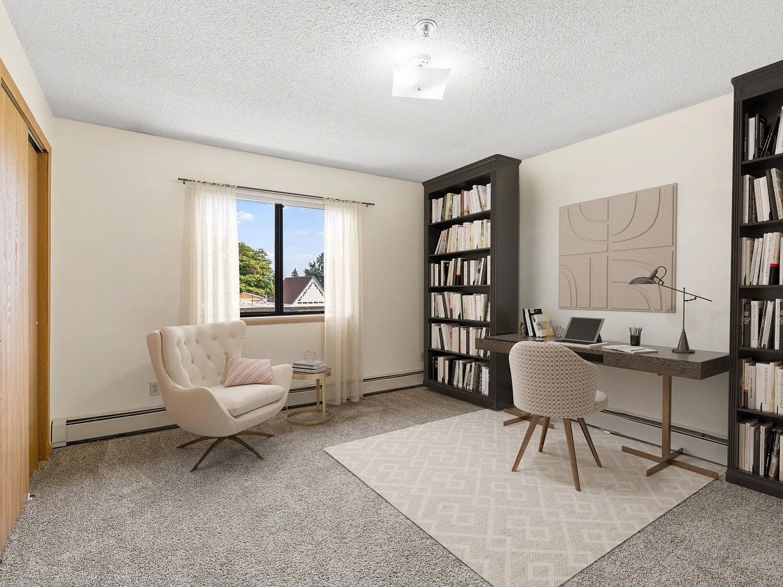 Camelot Square Living — Photo 4