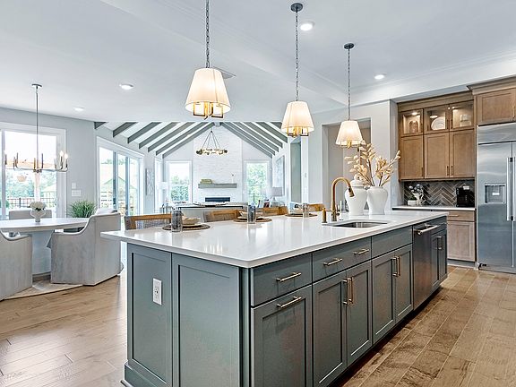 7th image of this home