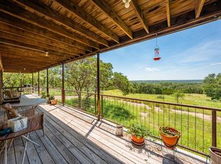 123 Northridge Dr W, Mountain Home, TX 78058