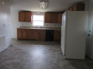 611 Garden Ave, Oliver Springs, TN 37840